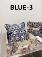 【ディオール】新作★ロゴ/刺繍★スモールクッション♪選べる10色展開 - 画像 (4)