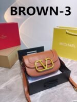 【ヴァレンティノ】★SUPERVEEミニショルダーバッグ5色★カーフスキン - 画像 (4)