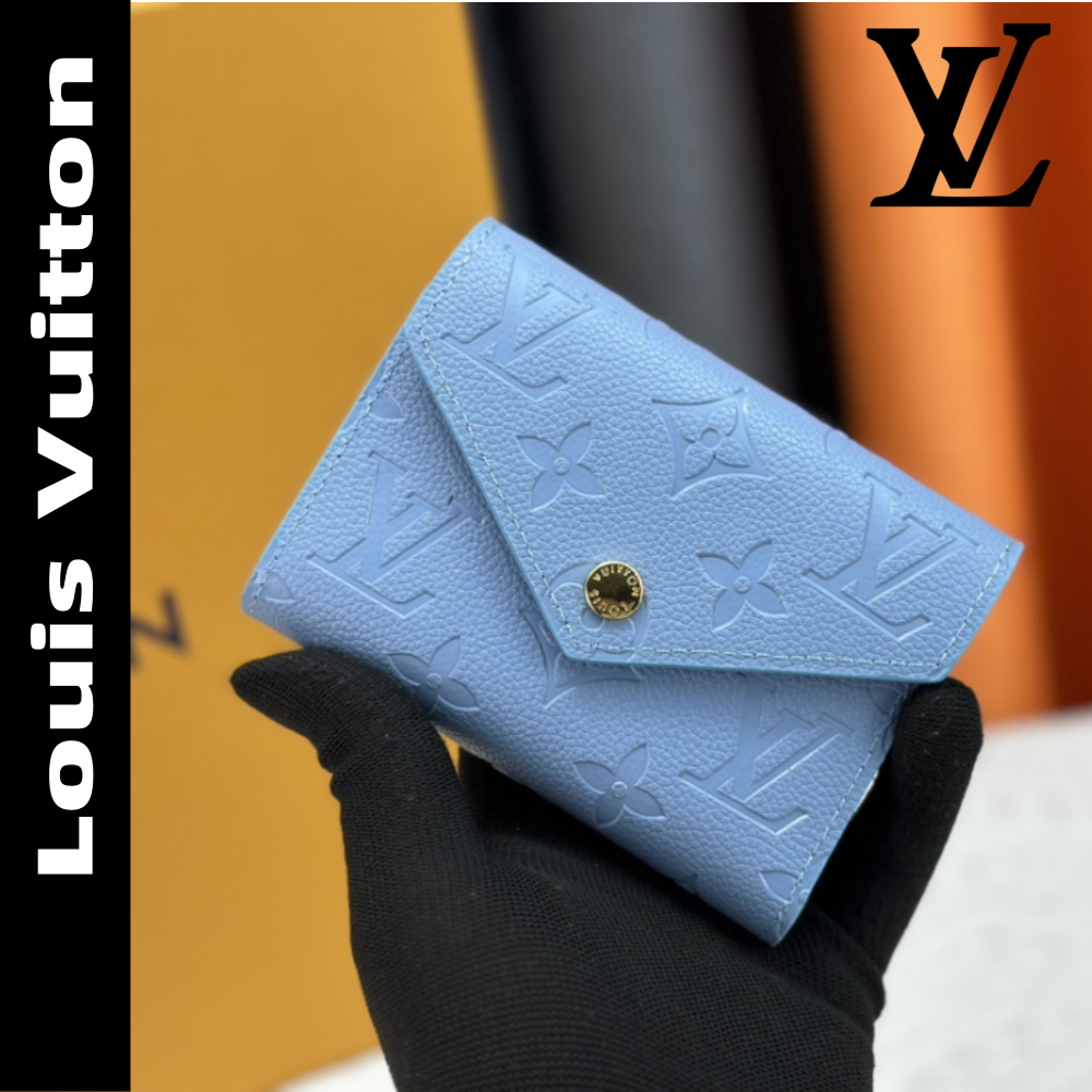 88_beb57bc0-b4a4-4f28-8ac2-f4e2e9962e7f.png 【ルイ・ヴィトン】小巧で実用的!都会女性の完璧な相棒・短財布 - 画像 (1)
