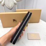 【バーバリー】送料関税込 定番人気 ジッパー・ラウンド・長財布 - 画像 (9)