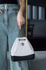 【シャネル】希少★送料込み♪スモール ガブリエル バックパック - 画像 (6)