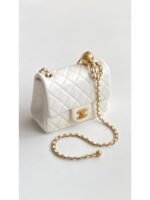 【シャネル】新作♪大人気の斜め掛け♡Flap Bag Gold Ball-選べる4色 - 画像 (8)