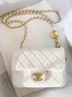 【シャネル】新作♪大人気の斜め掛け♡Flap Bag Gold Ball-選べる4色 - 画像 (20)