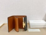 【セリーヌ】大人気 軽量＆コンパクト持ち運びに便利な短い財布 ！ - 画像 (4)