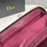 【ディオール】25SS新作 モダンで洗練されたスタイルが魅力の逸品 - 画像 (7)