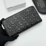 【ディオール】新作★ロゴの長財布☆ロングジップウォレット2色 - 画像 (3)