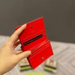 【グッチ】 使いやすいミニ財布 上質レザー 今だけ特価 - 画像 (7)