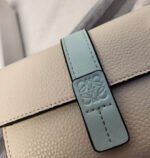 【ロエベ】ミニウォレット 5色展開 春色コーデの主役 - 画像 (2)