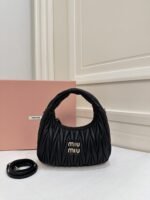 【ミュウミュウ】大人気☆ワンダー マテラッセ ホーボーバッグ5BC125 - 画像 (5)