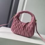 【ミュウミュウ】大人気☆ワンダー マテラッセ ホーボーバッグ5BC125 - 画像 (22)