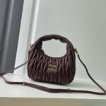 【ミュウミュウ】大人気☆ワンダー マテラッセ ホーボーバッグ5BC125 - 画像 (19)