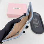 【ミュウミュウ】上品なデザイン♪おしゃれ】3つ折り財布3色 - 画像 (12)