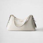 【プラダ】新作★大人気★Aimeeラージ レザー ショルダーバッグ◆入手困難◆嬉しい大容量♪ - 画像 (3)