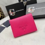 【プラダ】サフィアーノ素材使用 新作レディースミニ財布 在庫わずか - 画像 (14)