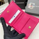 【プラダ】サフィアーノ素材使用 新作レディースミニ財布 在庫わずか - 画像 (17)