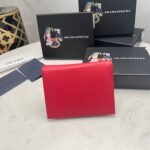 【プラダ】サフィアーノレザー使用 三角ロゴコインパース 春限定カラー展開中 - 画像 (12)