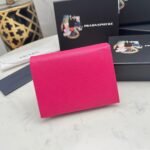 【プラダ】サフィアーノレザー使用 三角ロゴコインパース 春限定カラー展開中 - 画像 (15)