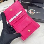 【プラダ】サフィアーノレザー使用 三角ロゴコインパース 春限定カラー展開中 - 画像 (16)