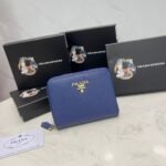 【プラダ】女性に人気のミニコインパース エレガントな印象 今だけ特価 - 画像 (8)