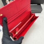 【プラダ】美しさと機能性を兼ね備えたフラップ长財布 今季注目 - 画像 (16)