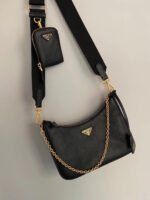 【プラダ】新作 サフィアーノレザー ミニバッグ - 画像 (2)