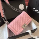 【シャネル】 新作 ボーイ シャネル バッグ カーフスキン-選べる8色 - 画像 (4)