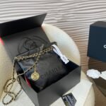 【シャネル】【入手困難★大人気】 23S  ミニ ハンドバッグ ブラック