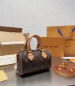 【ルイヴィトン】入手困難・スピーディー ナノ ☆人気 モノグラム - 画像 (2)