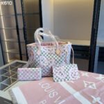 【ルイヴィトン】4点セット☆Neverfullインナーバッグ付き｜新作カシミアスカーフ♪完璧な組み合わせ！ - 画像 (2)