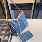 【ルイ・ヴィトン】☆キャリーオール トートバッグ｜デニム素材の4点セット♪ベルトとチェーン付きで超おしゃれ！ - 画像 (2)