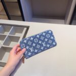 【ルイヴィトン】★ブルー果冻トートバッグ｜内袋付きで便利、実用性抜群の4点セット♪数量限定販売中！ - 画像 (3)