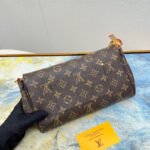 【ルイヴィトン】Favoriteミディアムバッグ 2WAY仕様 洗練された定番デザイン - 画像 (4)