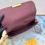 【ルイヴィトン】Favoriteミディアムバッグ 2WAY仕様 洗練された定番デザイン - 画像 (5)