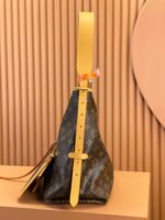 【ルイヴィトン】入手困難◆関税送料込み◆Carryall MM｜春の限定モデル♪ - 画像 (5)