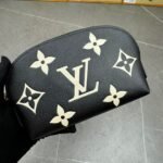 【ルイ・ヴィトン】モノグラムキャンバス 上品な小型コスメポーチ - 画像 (3)