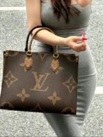 【ルイヴィトン】★お洒落メンズへ★レディース♪オンザゴー MM トートバッグM45321 - 画像 (9)
