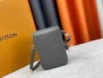 【ルイヴィトン】ギフトにもS-LOCK 縦型 ウェアラブルウォレット - 画像 (3)