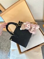 【ルイヴィトン】♢OnTheGo｜圧紋レザーの高級感、今季注目のスタイル♪即日発送対応 - 画像 (6)