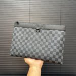 【ルイヴィトン】☆DISCOVERY｜希少ルイヴィトン限定クラッチバッグ - 画像 (4)