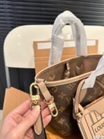 【ルイヴィトン】☆Neverfull BB｜取り外し可能なショルダー＆クロスボディで使い勝手抜群♪今すぐオンラインでチェック！ - 画像 (6)