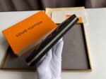 【ルイヴィトン】開閉式で機能性に優れた ジッピー・ウォレット - 画像 (3)