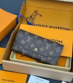 【ルイヴィトン】大人気☆  ポルトフォイユ・エミリー 財布 ギフト8色 - 画像 (6)