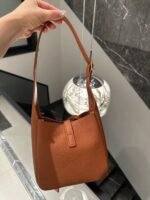 【サンローラン】LE5A7 BABY ソフト グレインレザー - 画像 (8)