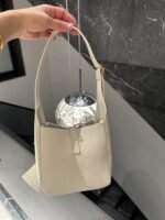 【サンローラン】LE5A7 BABY ソフト グレインレザー - 画像 (4)