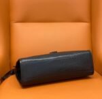 【サンローラン】話題のNikiクロコ型押しバッグ 実用性とデザイン性を両立 - 画像 (12)